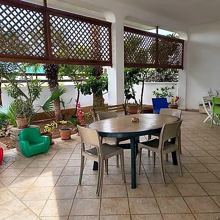 Bed & Breakfast Onda Blu Sant Isidoro (Apulia)