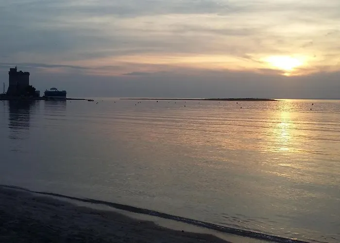 Onda Blu לינה וארוחת בוקר סנט'איזידורו