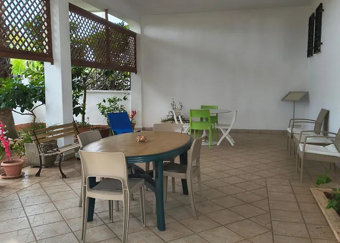 Onda Blu 3* Sant Isidoro (Apulia)